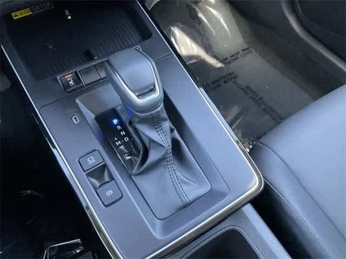 Certified 2026 Toyota Corolla Cross XLE w/ Convenience Package image 25