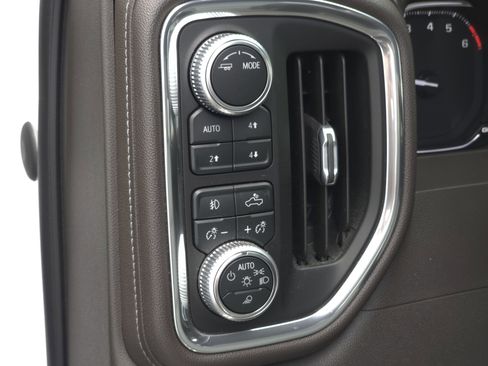 Used 2020 GMC Sierra 1500 SLT w/ SLT Premium Plus Package image 25