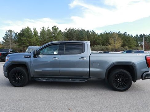 Used 2020 GMC Sierra 1500 Elevation w/ Elevation Value Package image 9