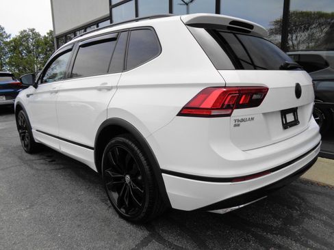 Used 2021 Volkswagen Tiguan SE R-Line AWD/4WD image 7
