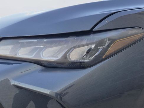 Used 2019 Toyota Avalon XSE FWD image 10
