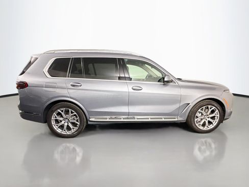 Used 2026 BMW X7 xDrive40i AWD/4WD image 11