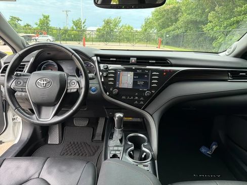 Used 2020 Toyota Camry XLE w/ Driver Assist Package FWD image 15
