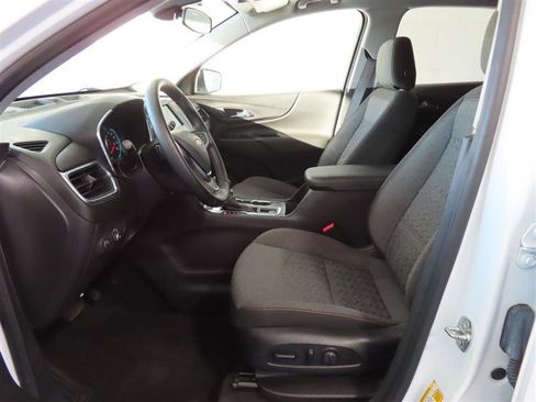 Used 2023 Chevrolet Equinox LT w/ Driver Convenience Package AWD/4WD image 17