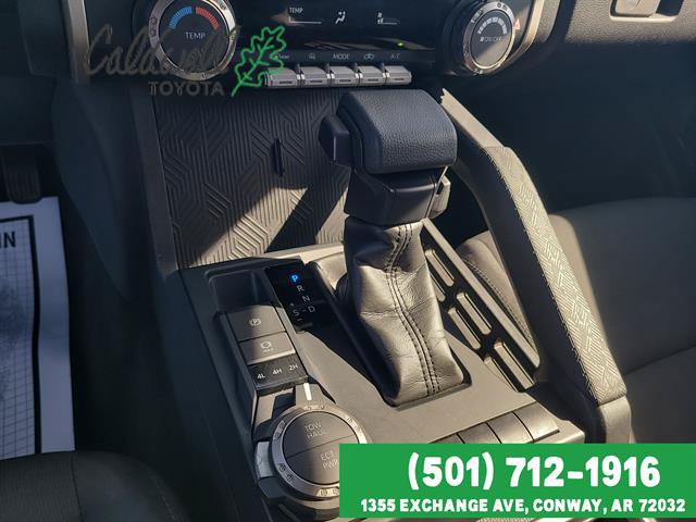 Certified 2025 Toyota Tacoma SR5 AWD/4WD image 20