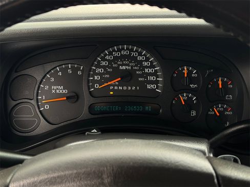 Used 2025 Toyota RAV4 LE image 15