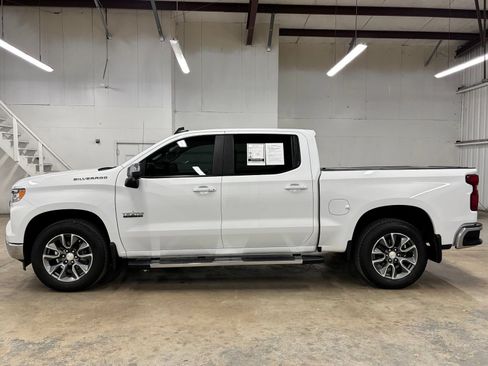 Used 2025 Chevrolet Silverado 1500 LT w/ Texas Edition Plus RWD image 4