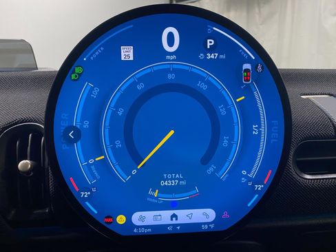 Certified 2025 MINI Cooper S image 9