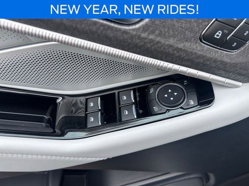 New 2026 Ford Explorer Platinum AWD/4WD image 14
