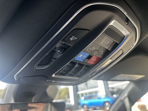 New 2026 Jeep Grand Wagoneer Limited AWD/4WD image 39