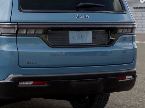 New 2026 Jeep Grand Wagoneer Limited AWD/4WD image 13