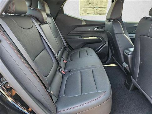 New 2027 Chevrolet Bolt RS w/ Super Cruise Package FWD image 16