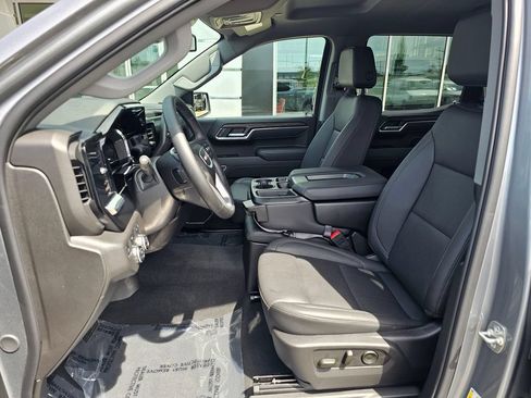 Used 2025 GMC Sierra 1500 SLT AWD/4WD image 21