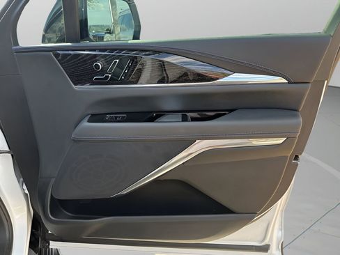 Used 2025 Cadillac Escalade IQ Sport 1 image 13