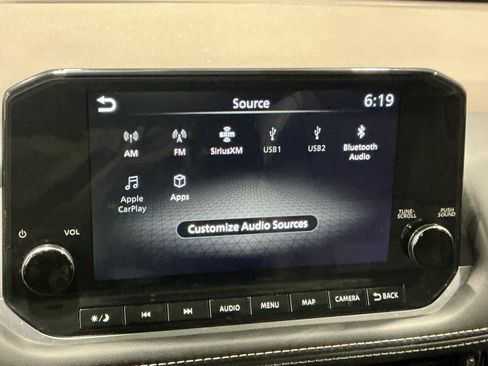 Used 2023 Nissan Rogue SL w/ SL Premium Package image 13