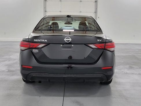 Used 2024 Nissan Sentra SV FWD image 8