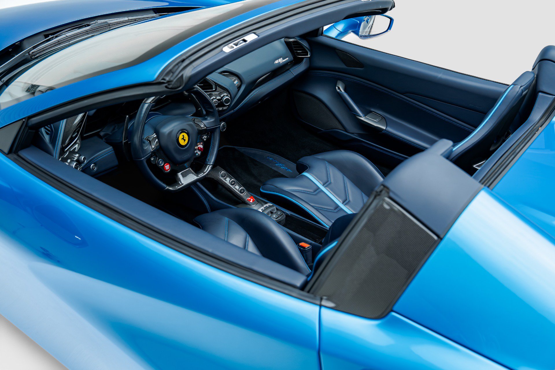 Used 2019 Ferrari 488 Spider RWD image 43