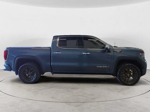 Used 2024 GMC Sierra 1500 Denali Ultimate AWD/4WD image 4