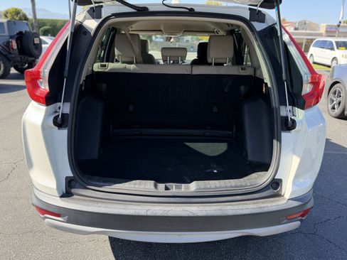 Used 2017 Honda CR-V LX image 8