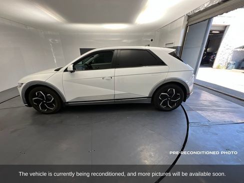 Used 2024 Hyundai Ioniq 5 Limited RWD image 2