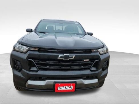 Certified 2023 Chevrolet Colorado Trail Boss w/ Technology Package image 2