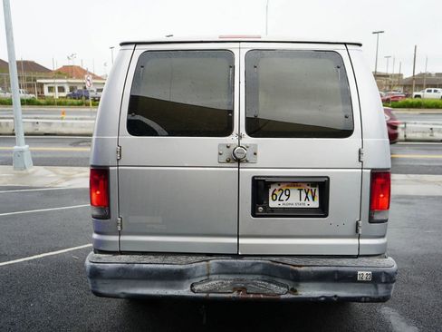 Used 2013 Ford E-150 and Econoline 150 Van 3D w/ Insulation Pkg image 18