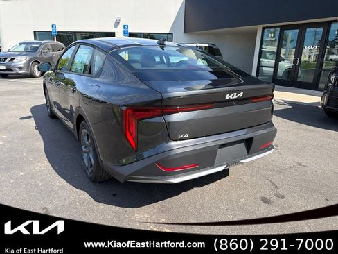 New 2026 Kia K4 FWD image 10