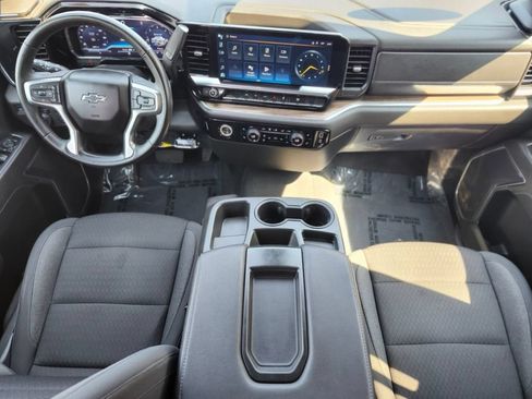 Used 2023 Chevrolet Silverado 1500 RST AWD/4WD image 10