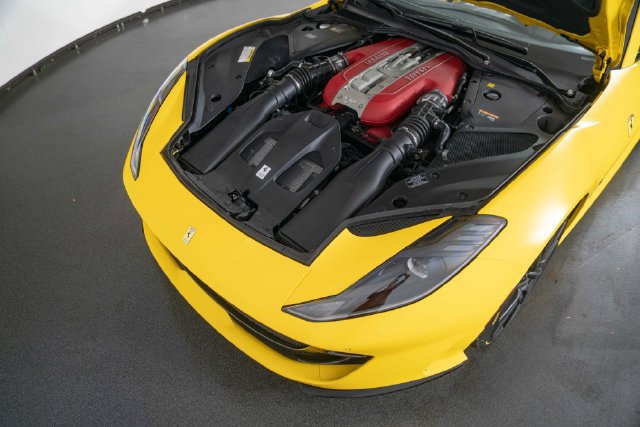 Used 2023 Ferrari 812 GTS RWD image 31