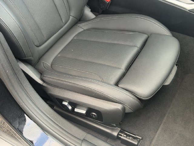 Used 2024 BMW i4 xDrive40i AWD/4WD image 17