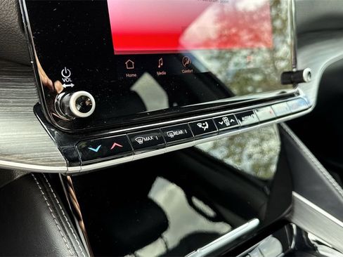 Used 2023 Jeep Wagoneer Series II image 52