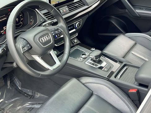 Used 2020 Audi Q5 e Premium Plus w/ Premium Plus Package AWD/4WD image 15