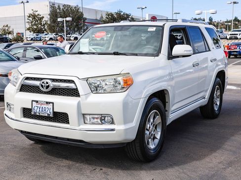 Used 2013 Toyota 4Runner SR5 w/ Convenience Pkg RWD image 17