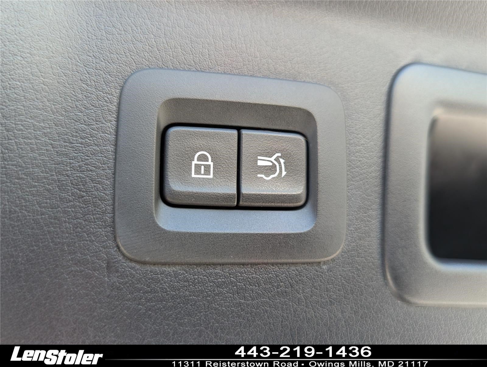 Used 2024 MAZDA CX-90 Plug-In Hybrid w/ Preferred AWD/4WD image 15