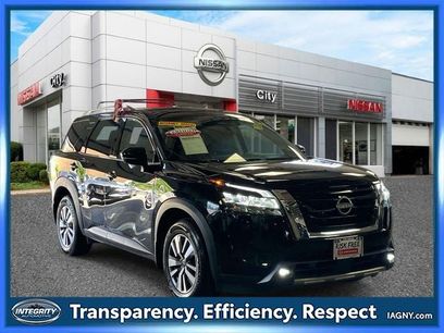 Certified 2024 Nissan Pathfinder SL