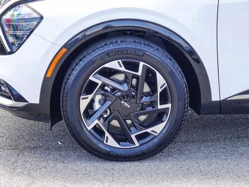 Certified 2025 Kia Sportage SX FWD image 10