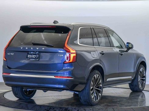 New 2026 Volvo XC90 T8 Plus w/ Protection Package Premier image 5