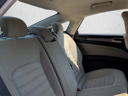 Used 2018 Ford Fusion S FWD image 25
