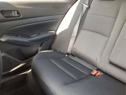 Used 2025 Nissan Altima 2.5 S FWD image 16