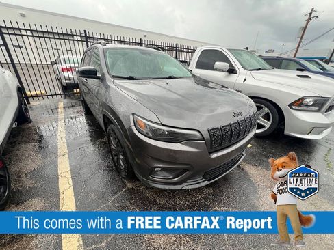 Used 2023 Jeep Cherokee Altitude Lux AWD/4WD image 2