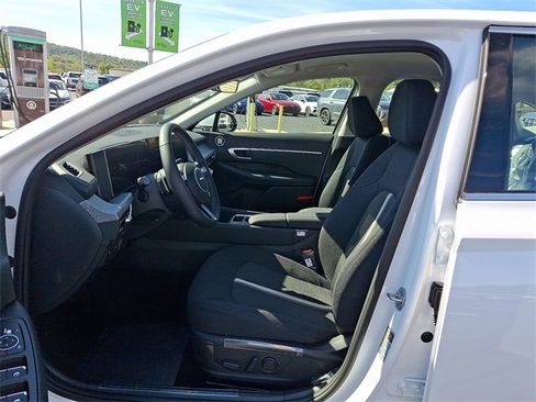 New 2026 Hyundai Sonata SEL image 7