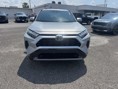 Used 2025 Toyota RAV4 SE w/ Weather Package