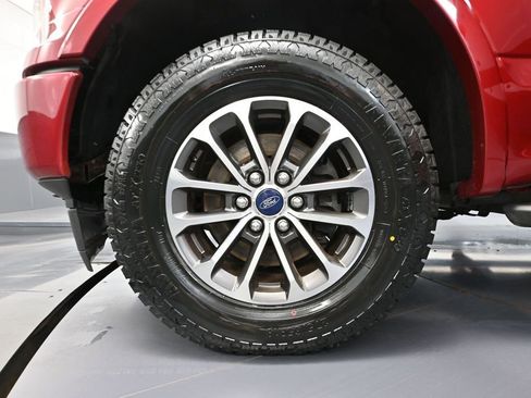 Used 2019 Ford F150 XLT w/ Equipment Group 302A Luxury AWD/4WD image 19