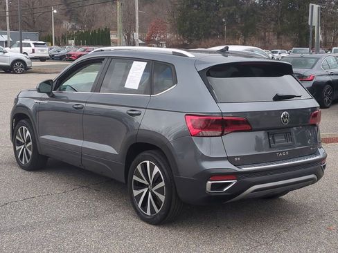 Used 2023 Volkswagen Taos SE AWD/4WD image 6