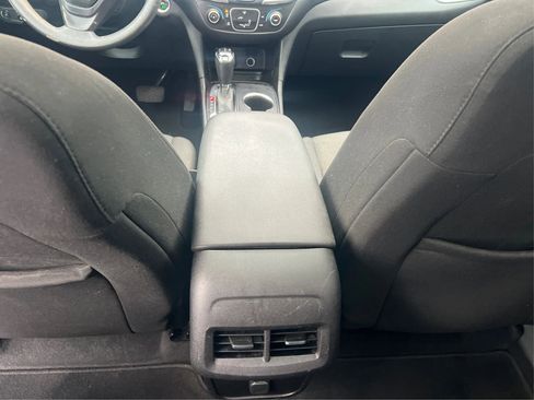 Used 2018 Chevrolet Equinox LT AWD/4WD image 20