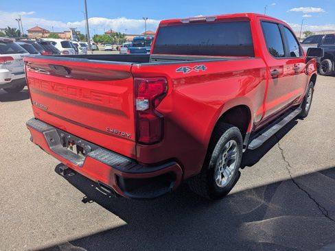 Used 2019 Chevrolet Silverado 1500 Custom w/ Custom Value Package AWD/4WD image 5