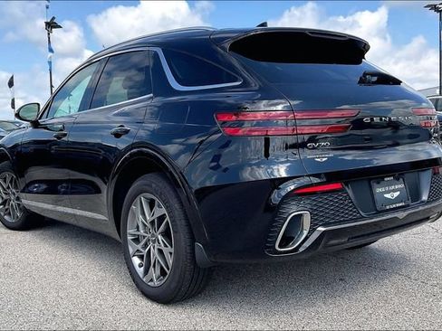 Certified 2024 Genesis GV70 2.5T w/ Select Package AWD/4WD image 3