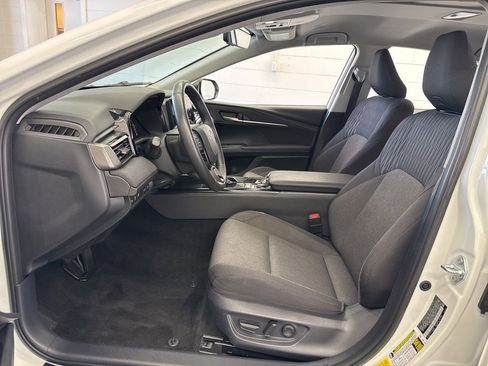 Certified 2025 Toyota Camry LE w/ Convenience Package image 13