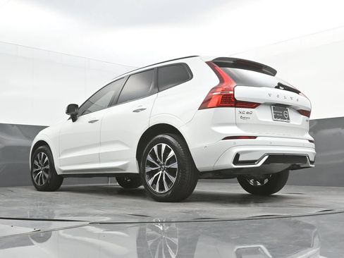 Certified 2024 Volvo XC60 B5 Plus w/ Protection Package Premier AWD/4WD image 32