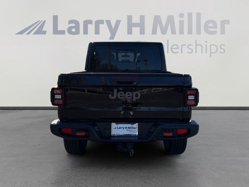Certified 2020 Jeep Gladiator Mojave image 4